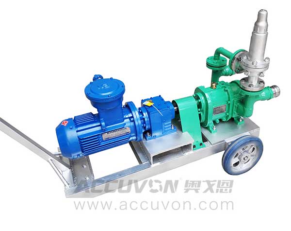 奧戈恩小型手推式移動(dòng)泵車(chē) 奧戈恩小型手推式移動(dòng)泵車(chē)